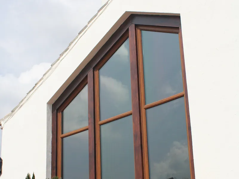 Bow Windows — Gallery Islington